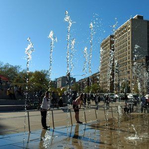 Meet your Posher, Fay